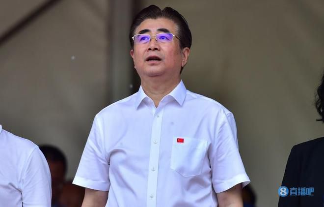 伸进她的小内裤疯狂揉视频